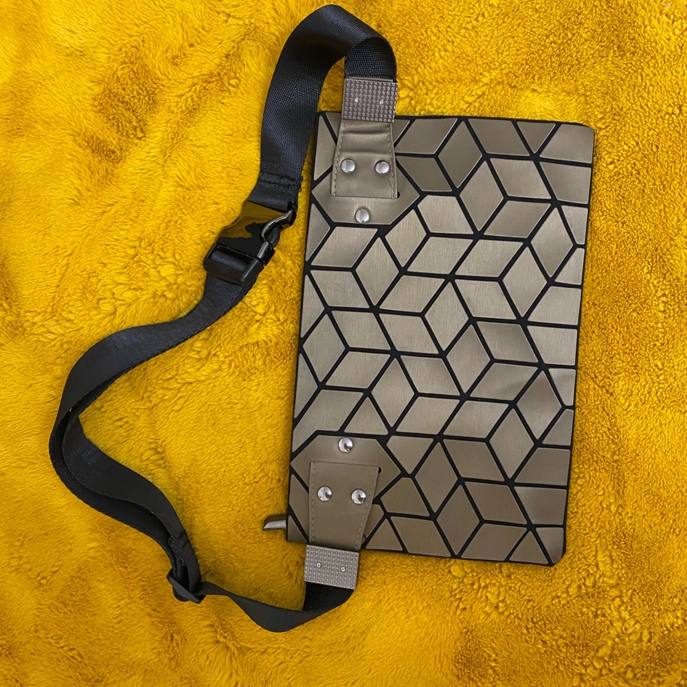 Patrizia Luca Geometric Gold and Black Bag
